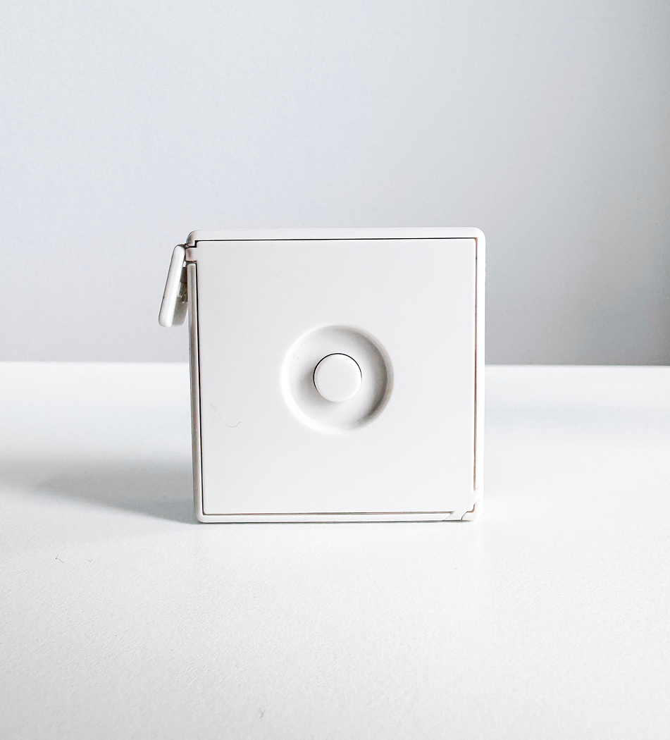 Image of the front view of the tape measurer